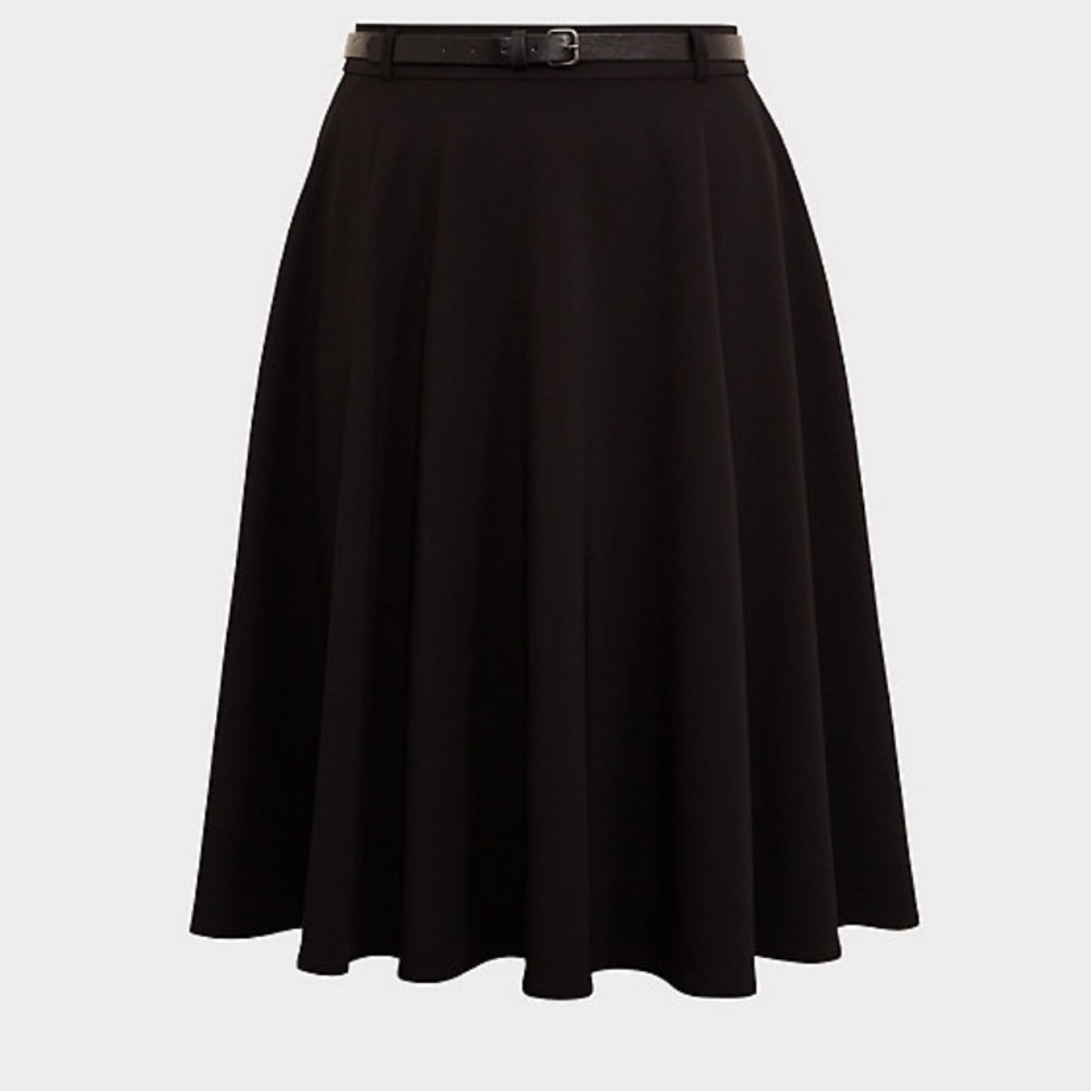 Torrid Aline skirt with belt